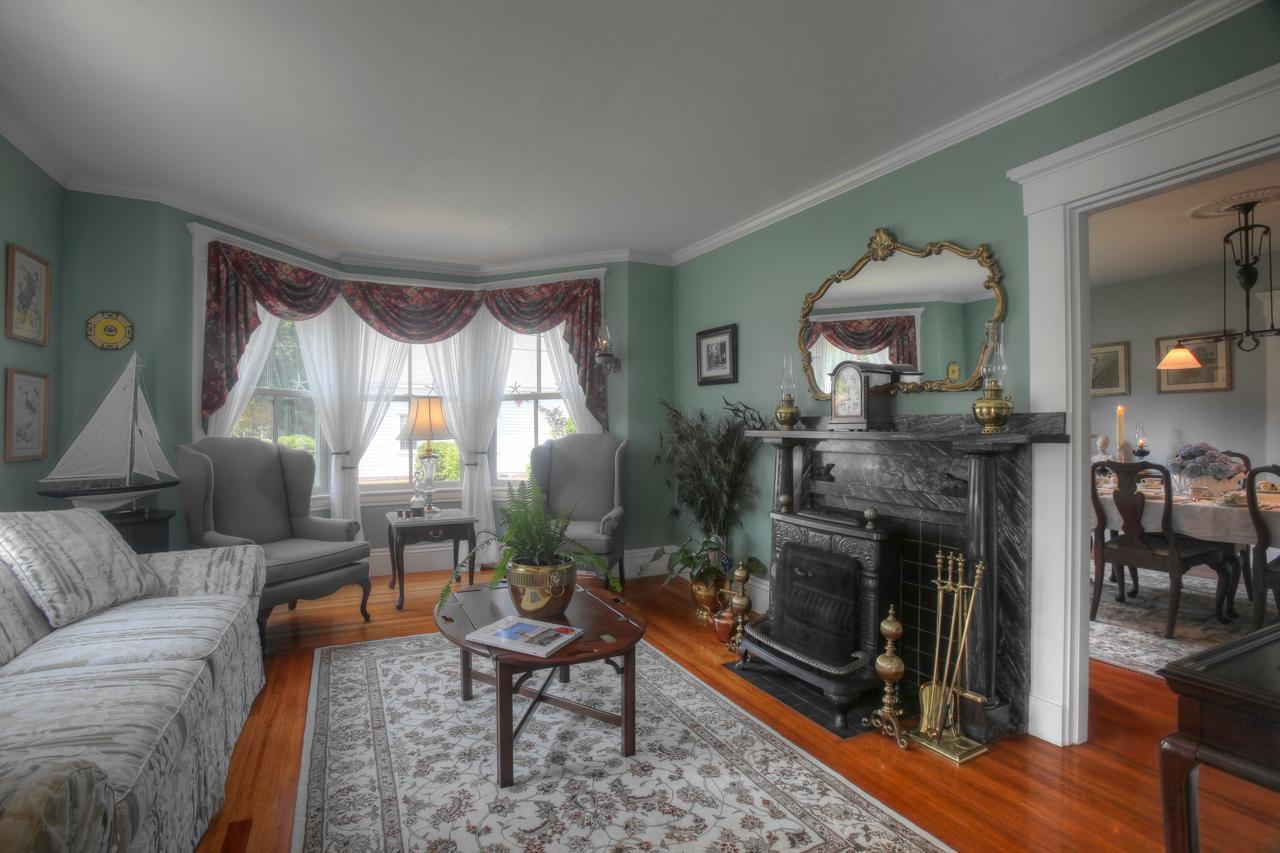 The Kings Inne Yarmouth Port Esterno foto